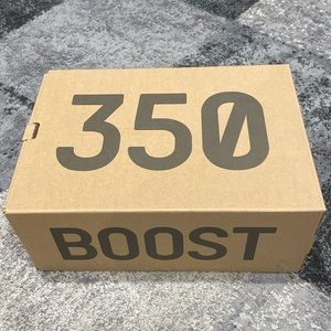 Yeezy boost 350 V2 Carbon
